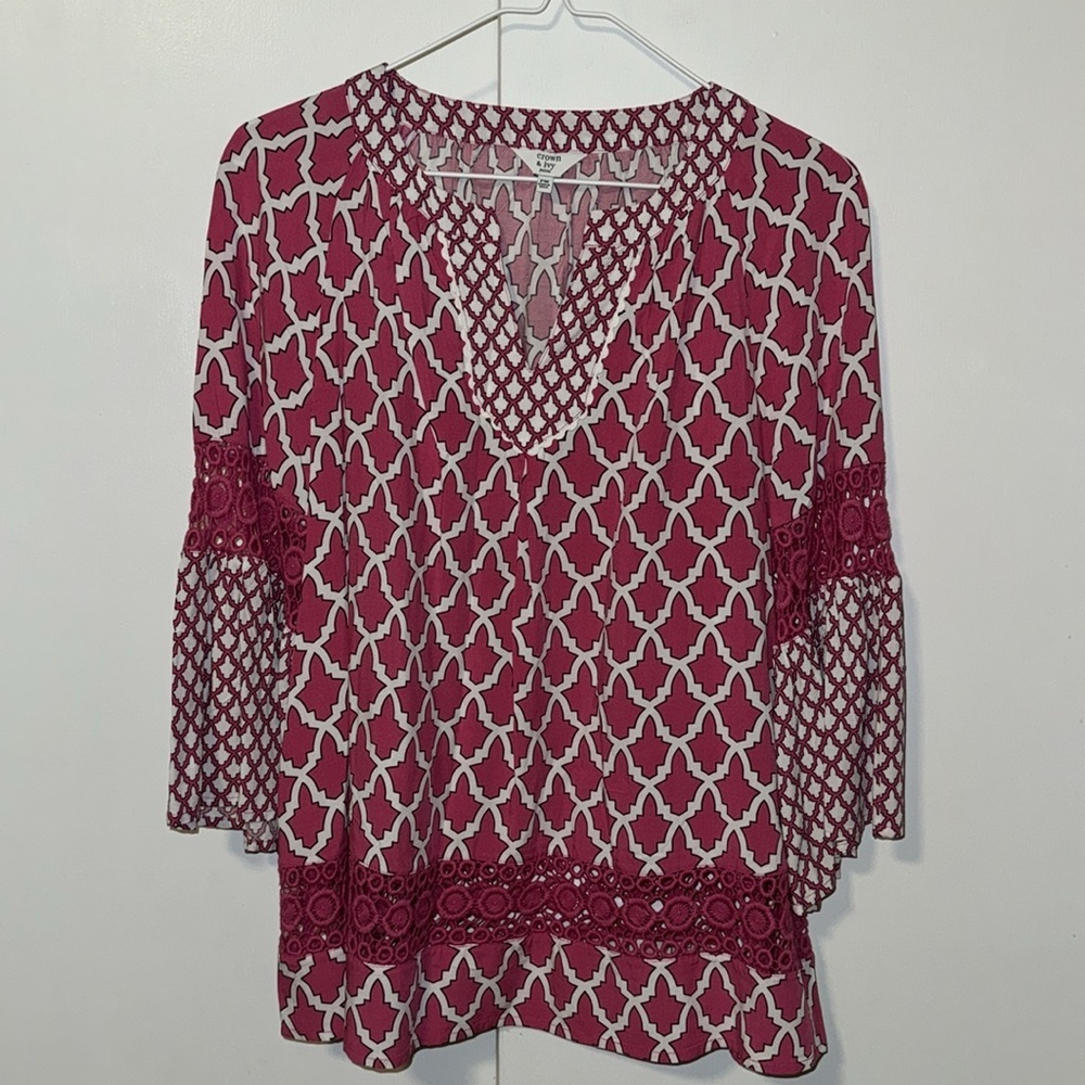 Crown & Ivy 3/4 Peasant Sleeve Tunic Top w Crochet Trim Pink & White Women’s M P